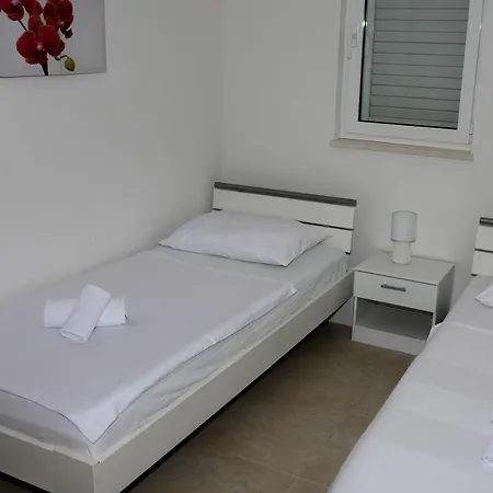Vinko Villa